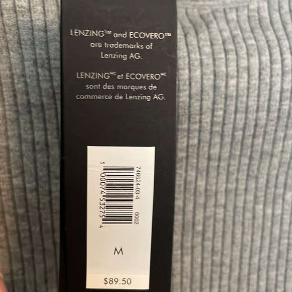 Banana Republic Sweater - Picture 2 of 3